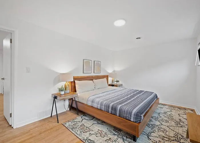 Stylish And Modern 2bdr In Millvale/lawrenceville * Pittsburgh